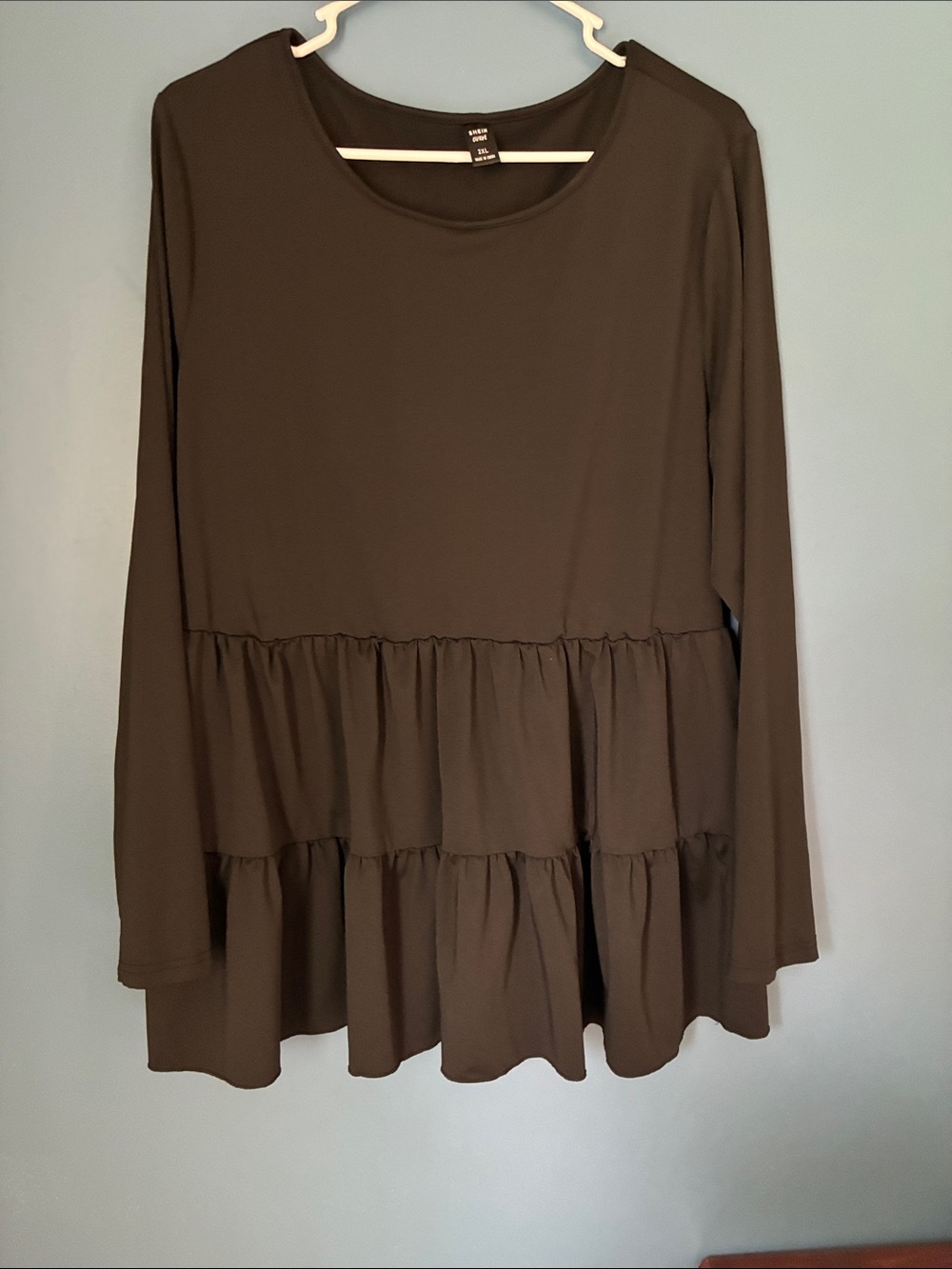 SHEIN Black Long-Sleeve Tiered Tunic Top